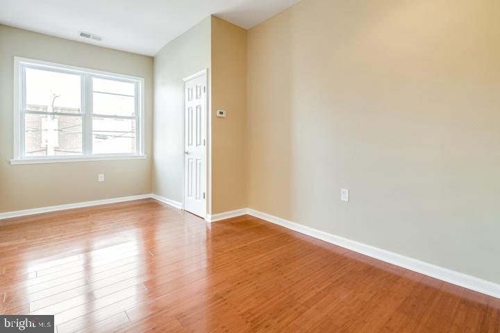 2501 Carpenter Street Philadelphia, PA 19146 - Photo 12 of 32