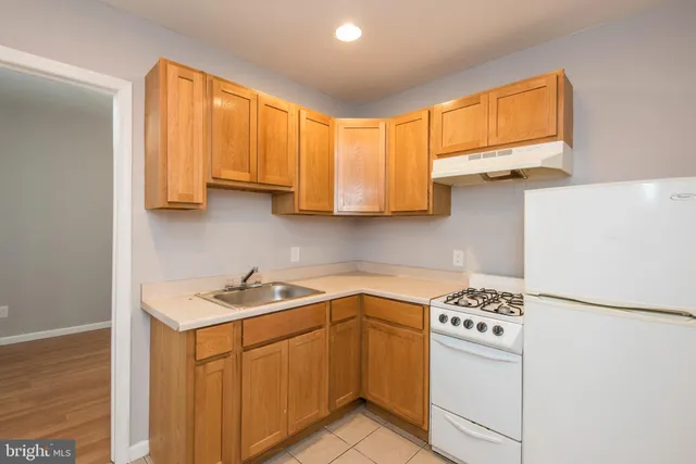 $600,000 | 2501 Carpenter Street, Philadelphia, PA 19146