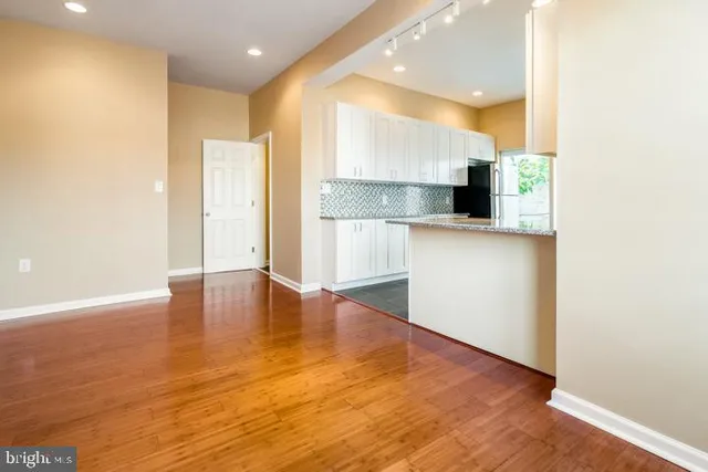 $600,000 | 2501 Carpenter Street, Philadelphia, PA 19146