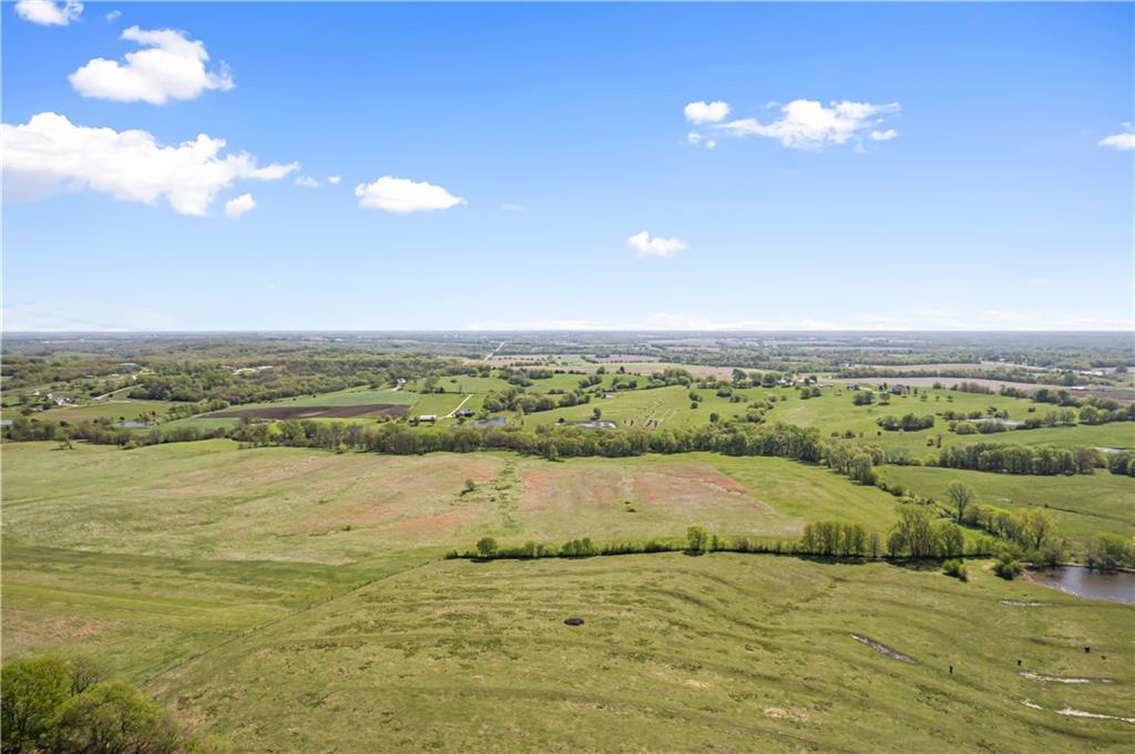 7724 Cavalry Hill Road Odessa, MO 64076 - Photo 14 of 61