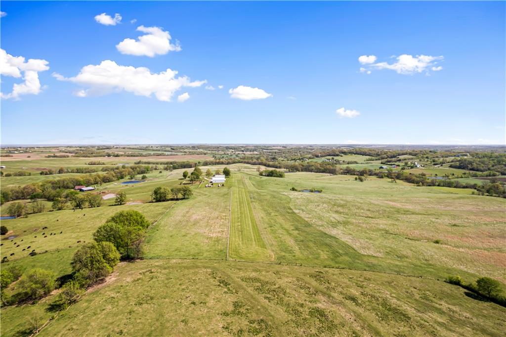 7724 Cavalry Hill Road Odessa, MO 64076 - Photo 15 of 61