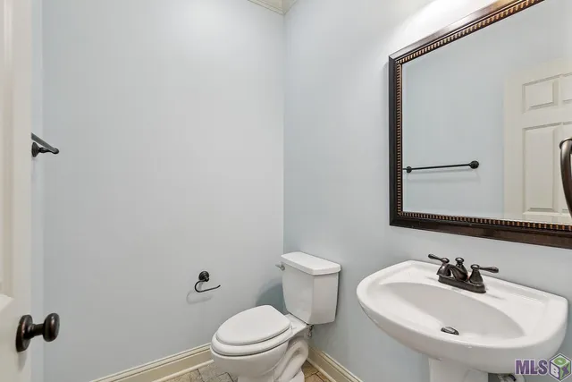 $399,900 | 5214 Quarter Lane, Baton Rouge, LA 70809