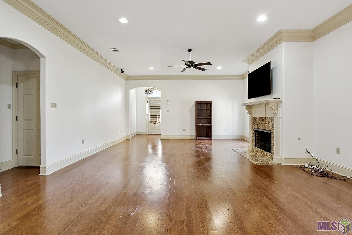 5214 Quarter Lane Baton Rouge, LA 70809 - Photo 4 of 30