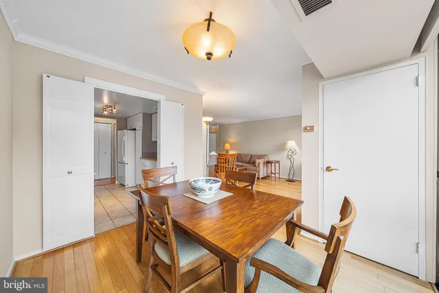 $450,000 | 1326 Spruce Street, Unit 1701, Philadelphia, PA 19107