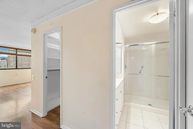 $450,000 | 1326 Spruce Street, Unit 1701, Philadelphia, PA 19107