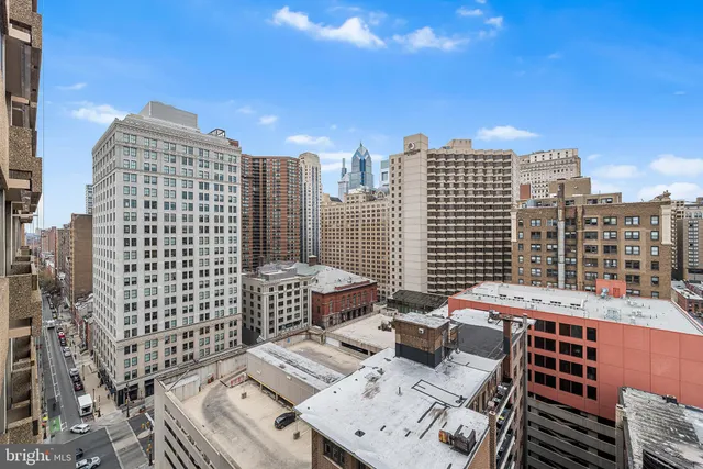 $450,000 | 1326 Spruce Street, Unit 1701, Philadelphia, PA 19107