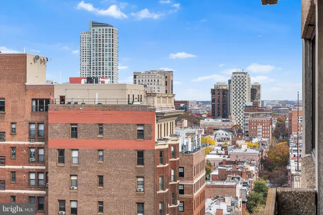 $450,000 | 1326 Spruce Street, Unit 1701, Philadelphia, PA 19107