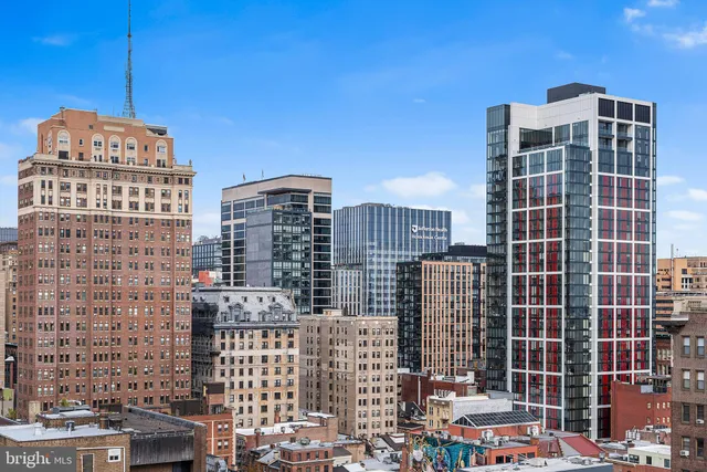 $450,000 | 1326 Spruce Street, Unit 1701, Philadelphia, PA 19107