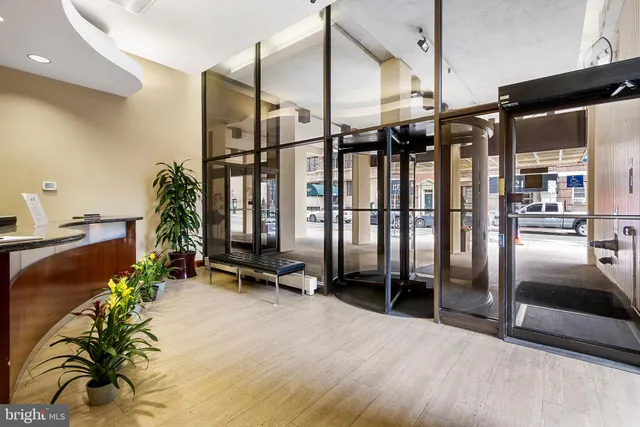 $450,000 | 1326 Spruce Street, Unit 1701, Philadelphia, PA 19107