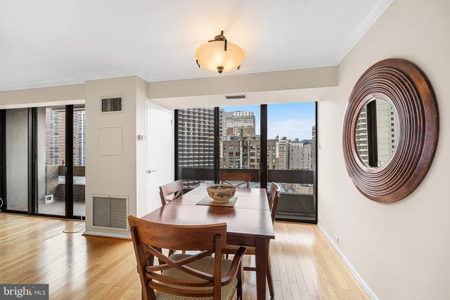 $450,000 | 1326 Spruce Street, Unit 1701, Philadelphia, PA 19107