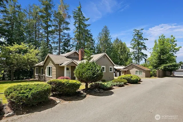 $1,400,000 | 1564 Northeast Serpentine Place, Shoreline, WA 98155