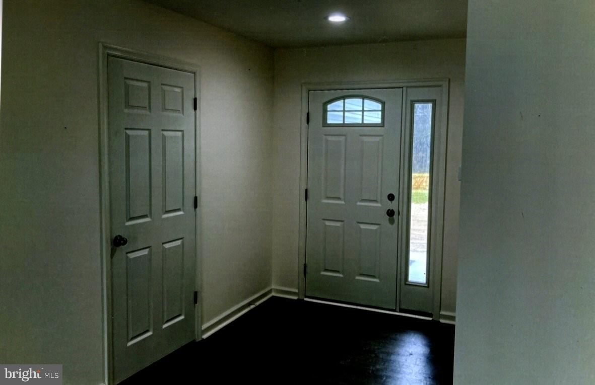 848 Little Egypt Road Elkton, MD 21921 - Photo 5 of 27 Foyer