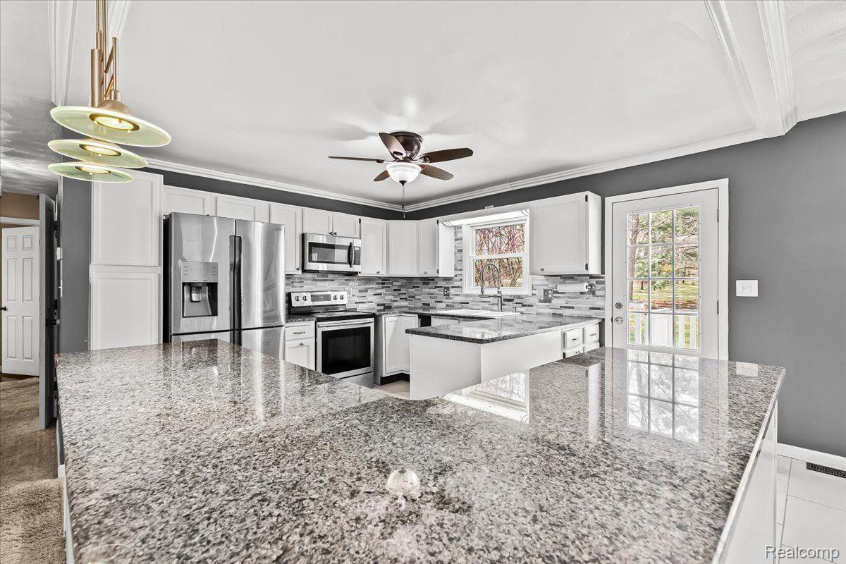 2810 Jewell Road Howell, MI 48843 - Photo 7 of 16 Gallery Image 7