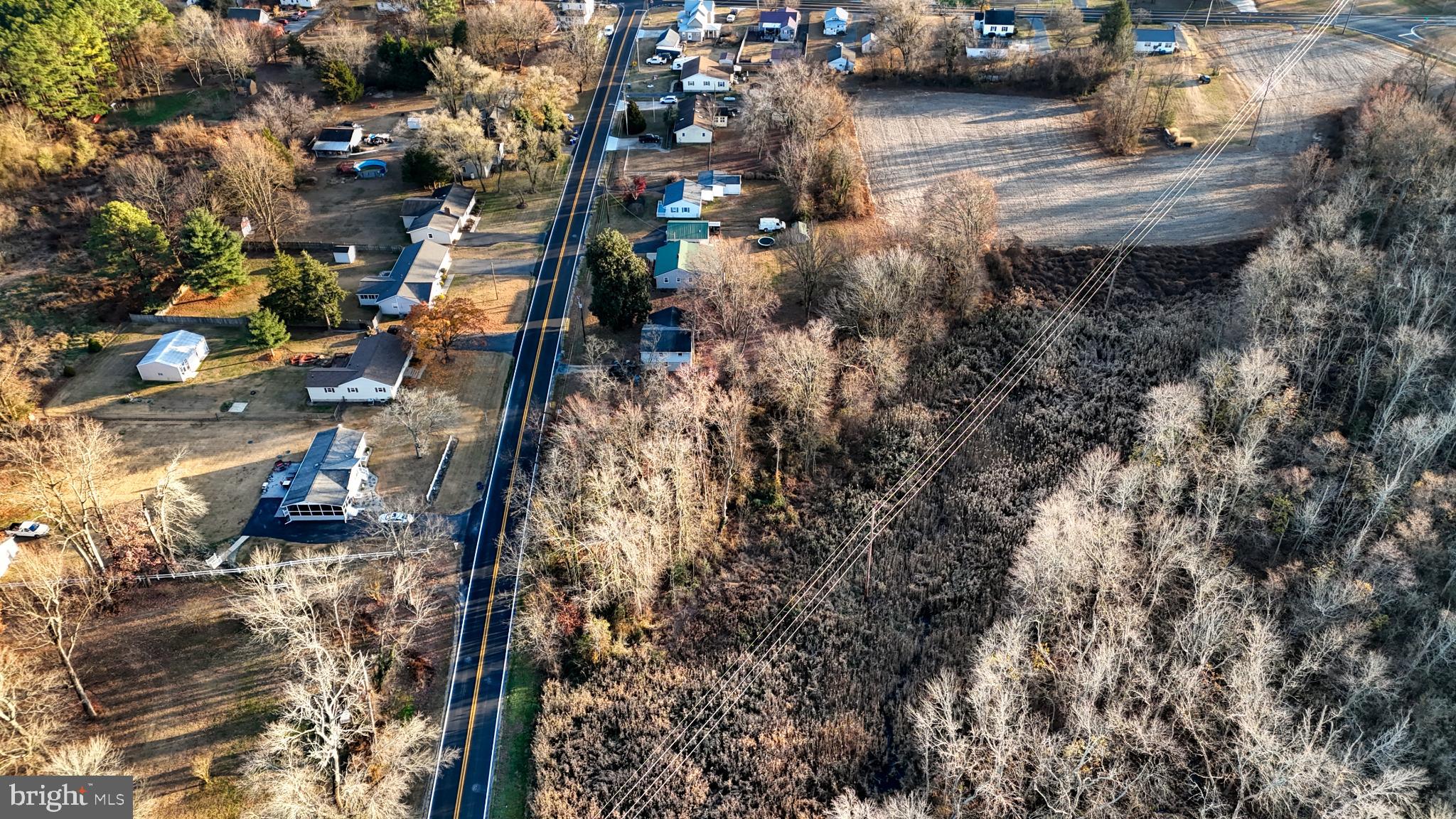 0 Dundee Road Dover, DE 19904 - Photo 5 of 11 a backyard of a house