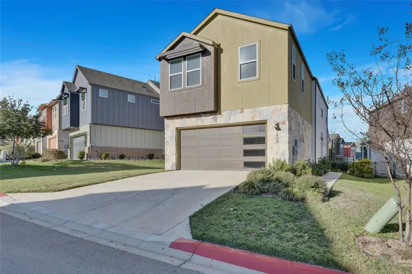 $2,400 | 7408 Acela Trail, Unit 217, Austin, TX 78744