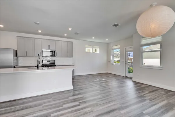 $2,400 | 7408 Acela Trail, Unit 217, Austin, TX 78744