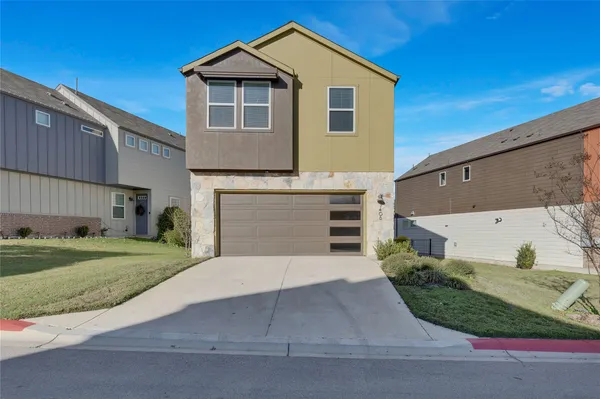 $2,400 | 7408 Acela Trail, Unit 217, Austin, TX 78744