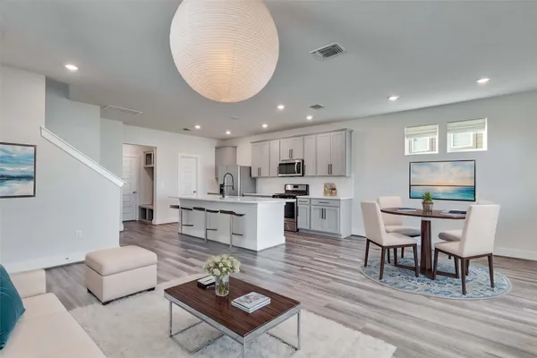 $2,400 | 7408 Acela Trail, Unit 217, Austin, TX 78744