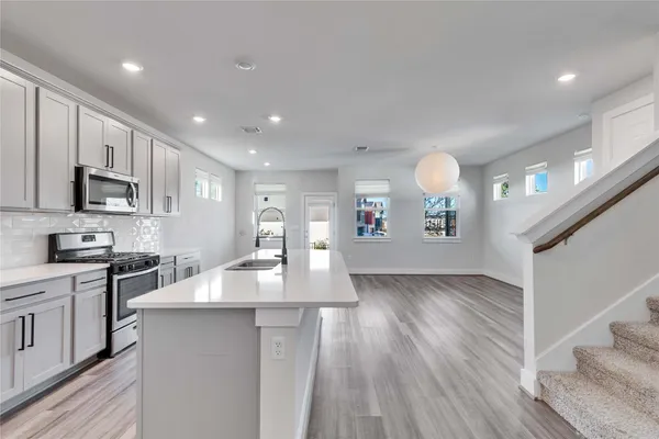 $2,400 | 7408 Acela Trail, Unit 217, Austin, TX 78744