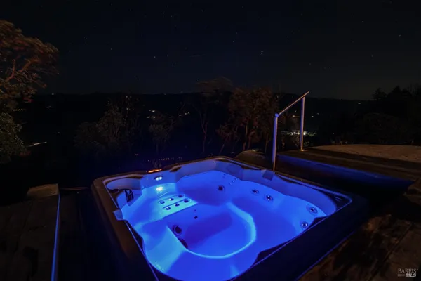 $1,995,000 | 22855 Chianti Road, Geyserville, CA 95411