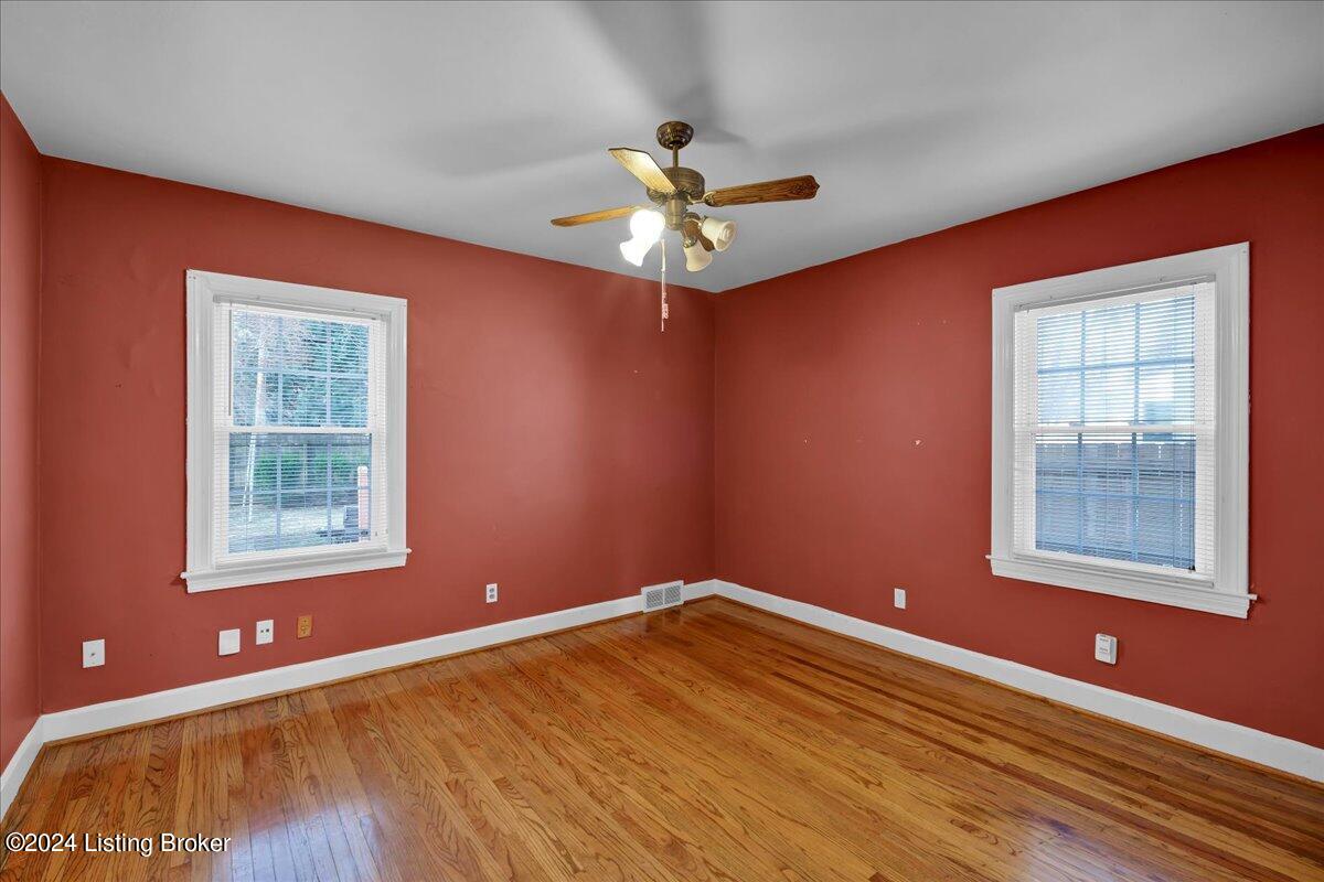 3028 Wellbrooke Road Louisville, KY 40205 - Photo 16 of 42 2nd First Floor Bedroom