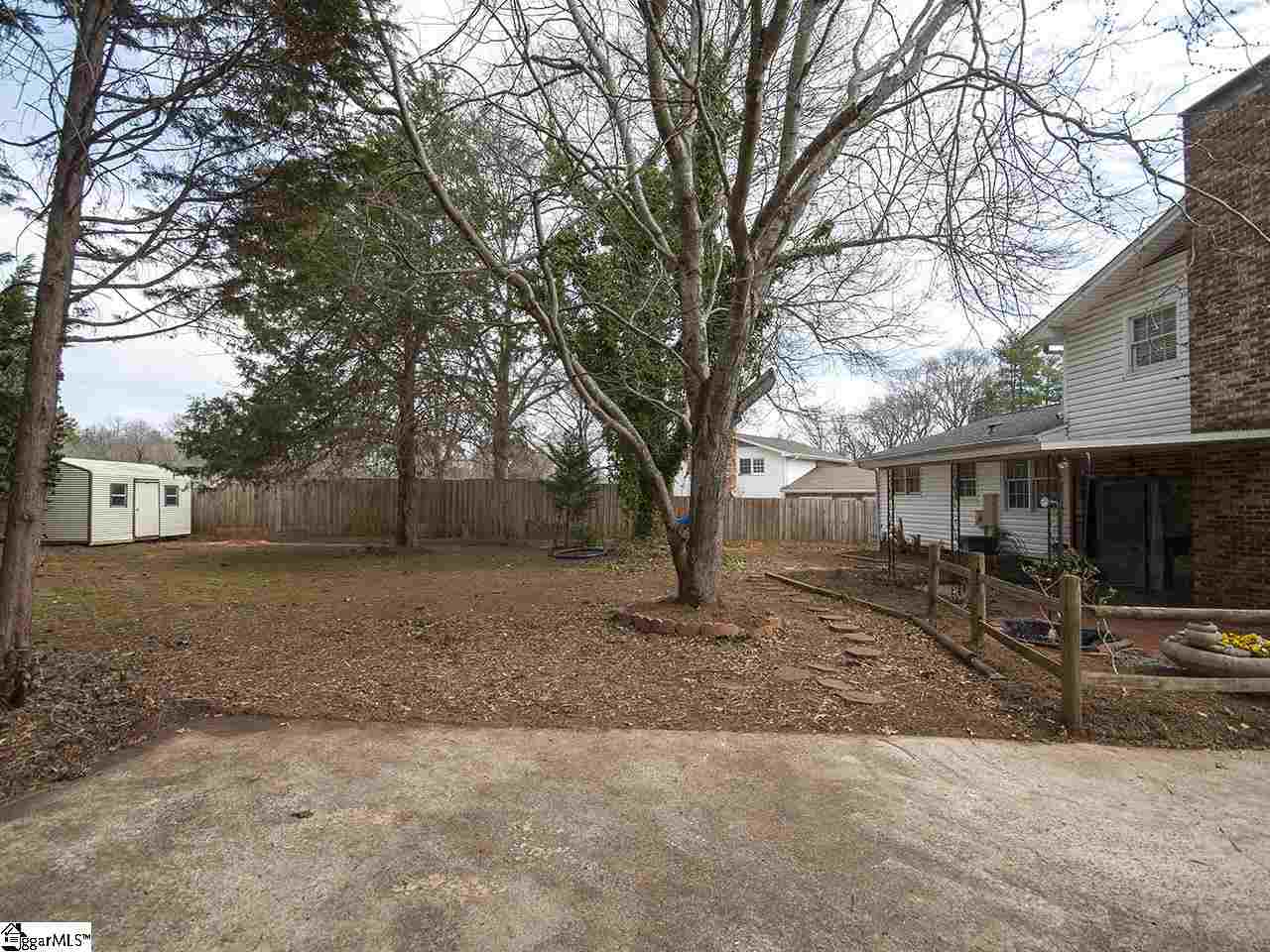 504 Brooks Road Mauldin, SC 29662 - Photo 9 of 36