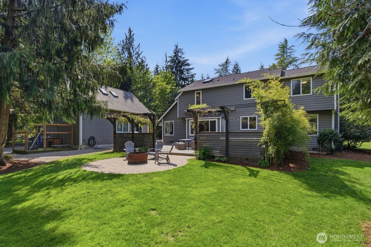22830 262nd Avenue Southeast Maple Valley, WA 98038 - Photo 29 of 36