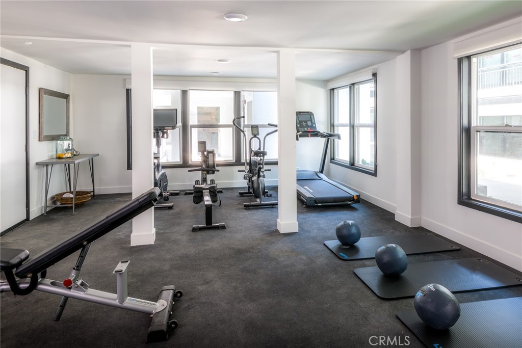 262 North Los Robles Avenue Pasadena, CA 91101 - Photo 21 of 45 a room with lots of chairs and windows