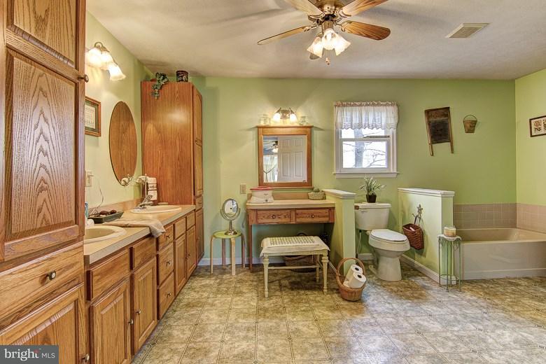329 Deer Road Fawn Grove, PA 17321 - Photo 22 of 34 Gallery Image 22