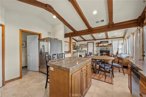 $500,000 | 820 Arbula Drive, Crestline, CA 92325
