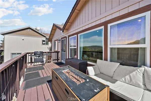 $500,000 | 820 Arbula Drive, Crestline, CA 92325