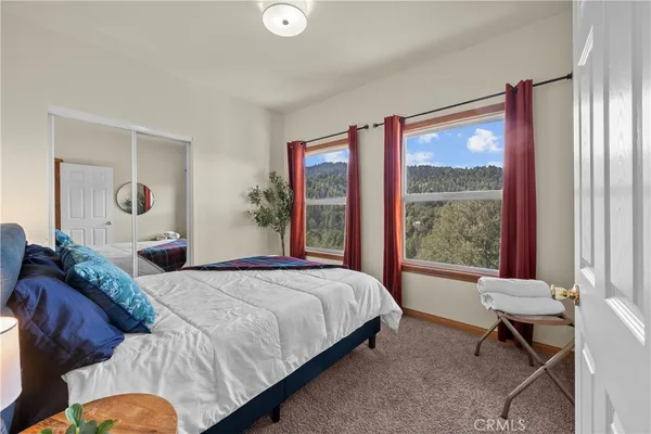 $500,000 | 820 Arbula Drive, Crestline, CA 92325