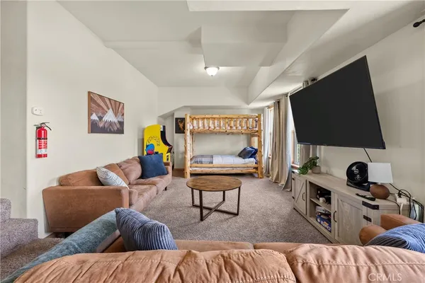 $500,000 | 820 Arbula Drive, Crestline, CA 92325