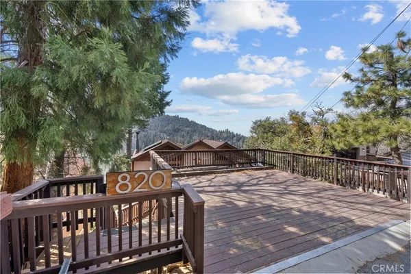 $500,000 | 820 Arbula Drive, Crestline, CA 92325