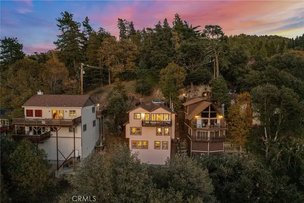 $500,000 | 820 Arbula Drive, Crestline, CA 92325