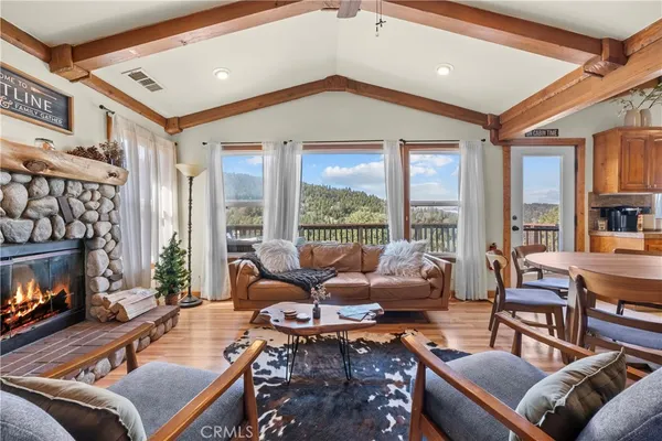 $500,000 | 820 Arbula Drive, Crestline, CA 92325