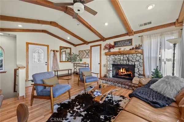 $500,000 | 820 Arbula Drive, Crestline, CA 92325