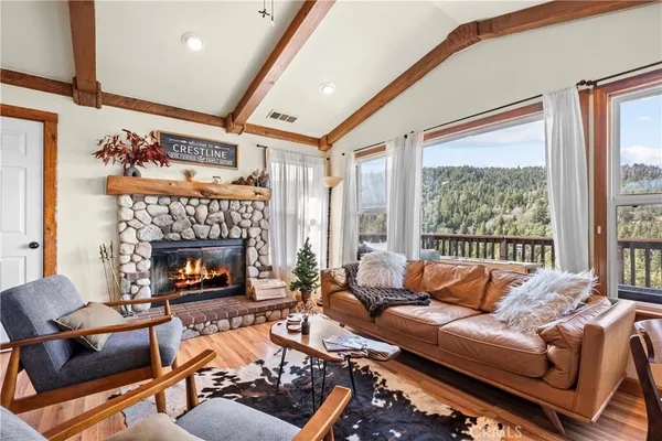 $500,000 | 820 Arbula Drive, Crestline, CA 92325