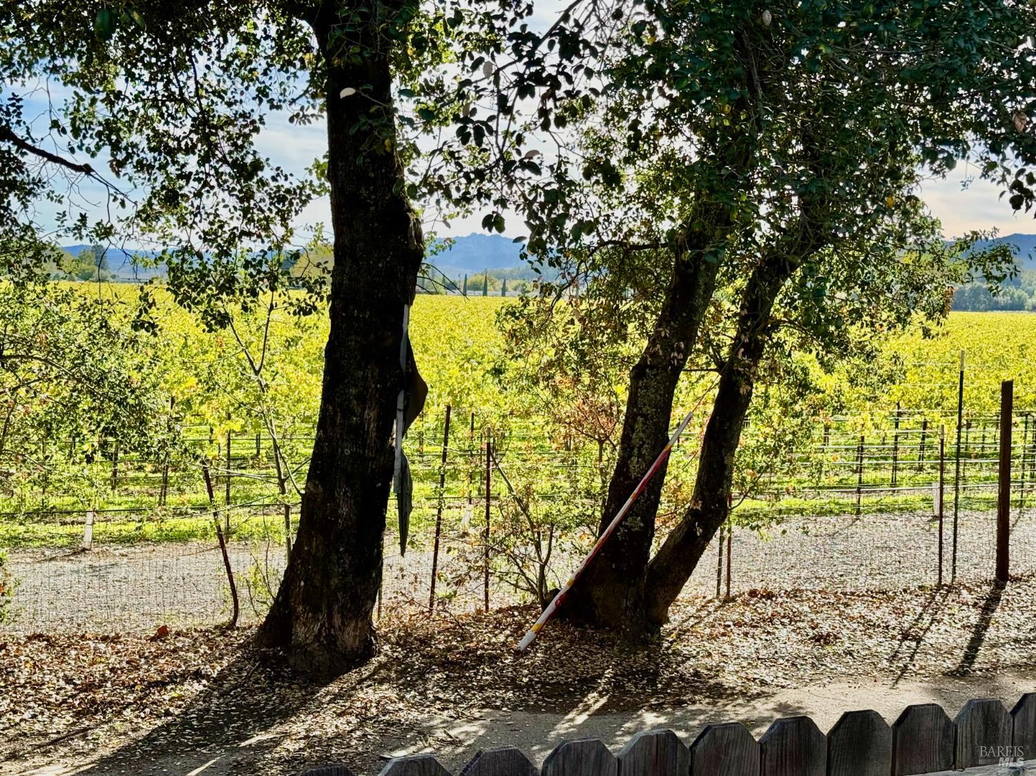 890 Rockwell Road Cloverdale, CA 95425 - Photo 21 of 27