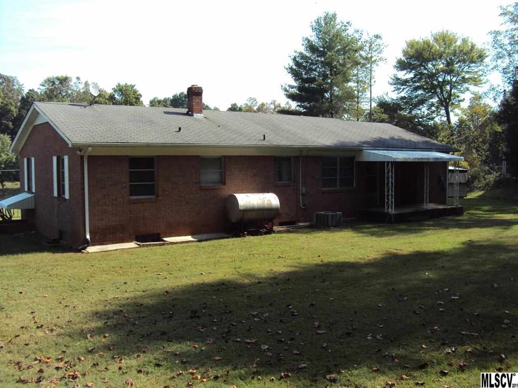 1157 Finger Bridge Road Hickory, NC 28602 - Photo 2 of 11 Gallery Image 2