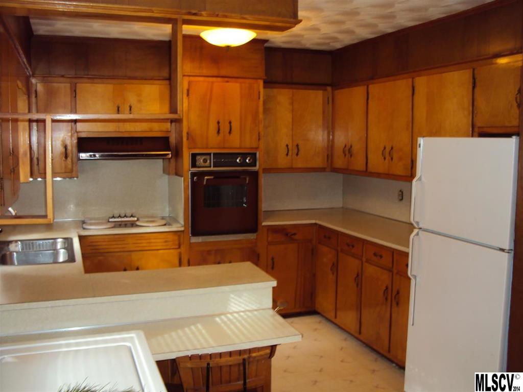 1157 Finger Bridge Road Hickory, NC 28602 - Photo 3 of 11 Gallery Image 3