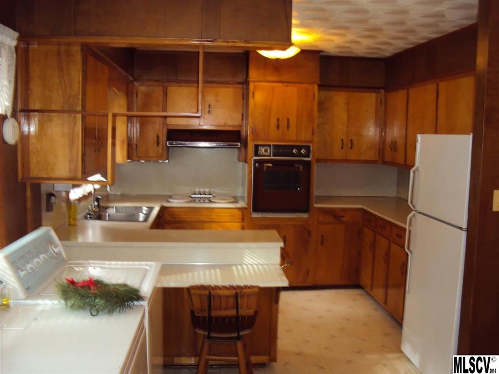 1157 Finger Bridge Road Hickory, NC 28602 - Photo 10 of 11 Gallery Image 10