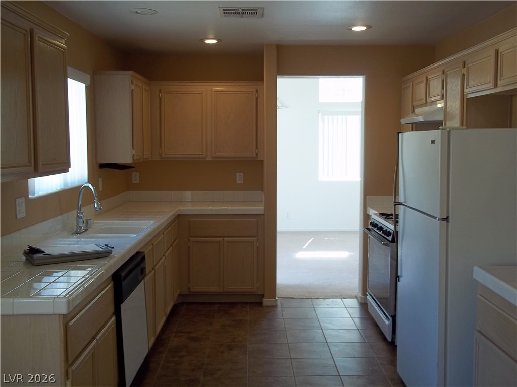 2223 Ramsgate Drive Henderson, NV 89074 - Photo 5 of 8