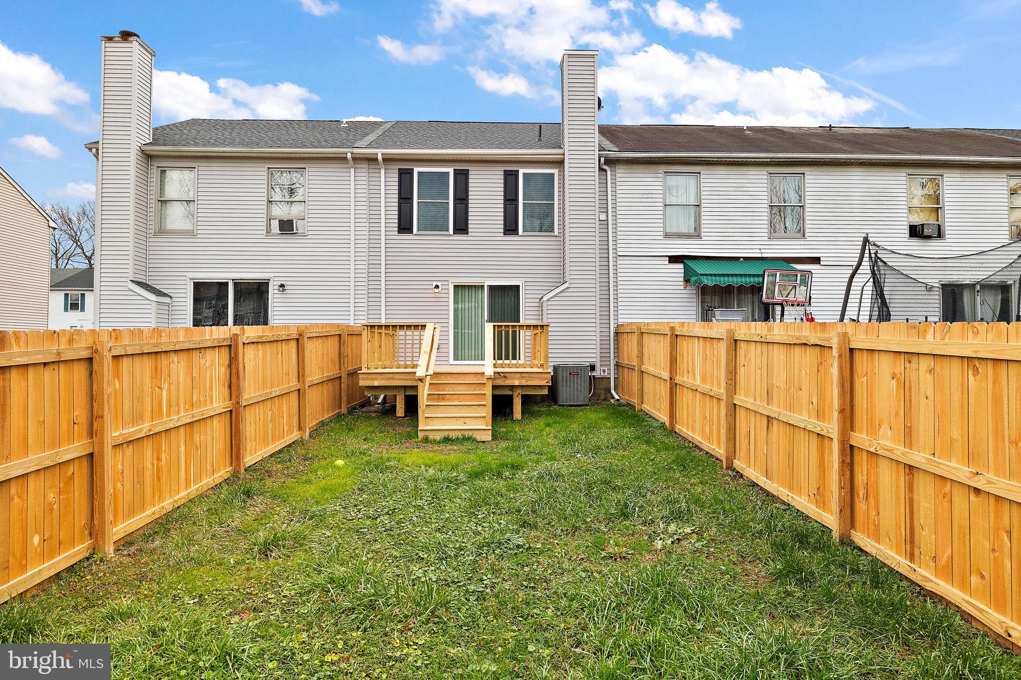 116 Council Circle Newark, DE 19702 - Photo 19 of 21 Fenced in back yard