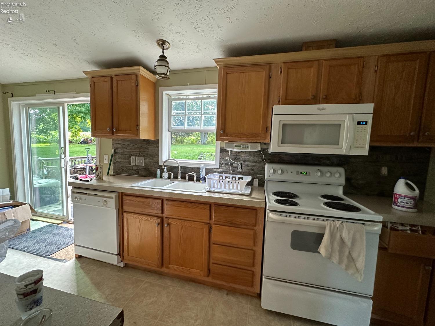 12904 State Rte 61 Collins, OH 44826 - Photo 4 of 33 Gallery Image 4