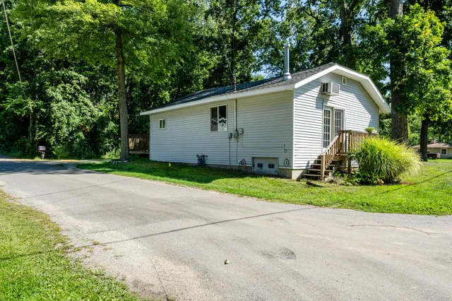 $150,000 | 66368 Timmons Road, Dowagiac, MI 49047