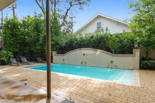 $2,650 | 8416 Oak Street, Unit A, New Orleans, LA 70118