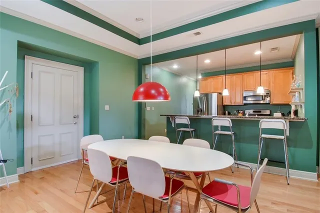 $2,650 | 8416 Oak Street, Unit A, New Orleans, LA 70118