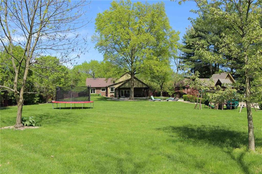 96 Leaning Tree Road Greenwood, IN 46142 - Photo 4 of 26 Gallery Image 4