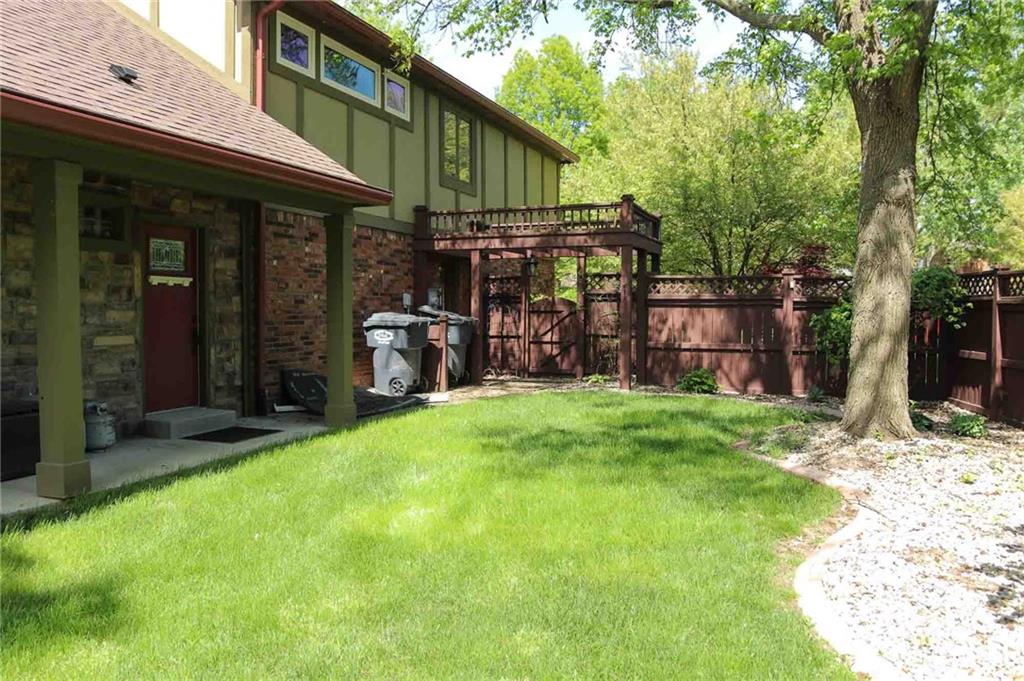 96 Leaning Tree Road Greenwood, IN 46142 - Photo 5 of 26 Gallery Image 5